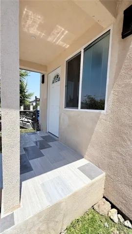 11154 Towne, Los Angeles, California 90061