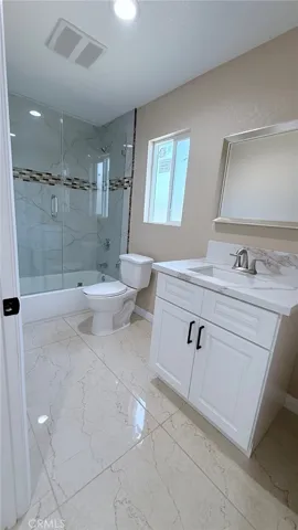 11154 Towne, Los Angeles, California 90061