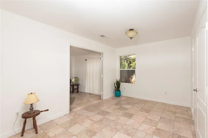 10416 Clybourn Avenue, Shadow Hills, California 91040