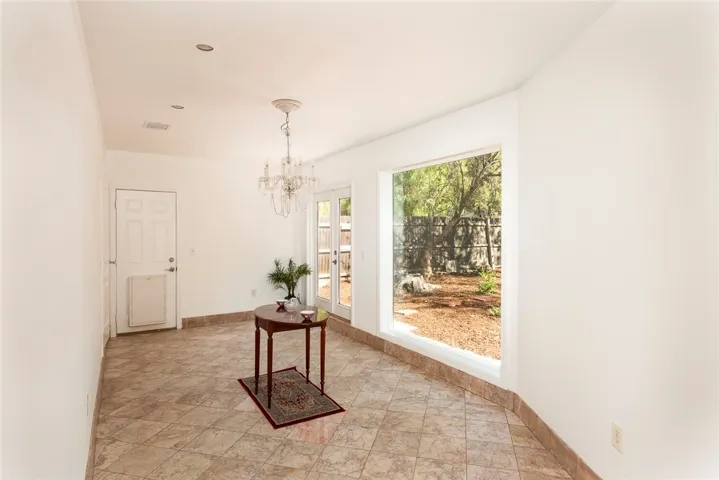 10416 Clybourn Avenue, Shadow Hills, California 91040