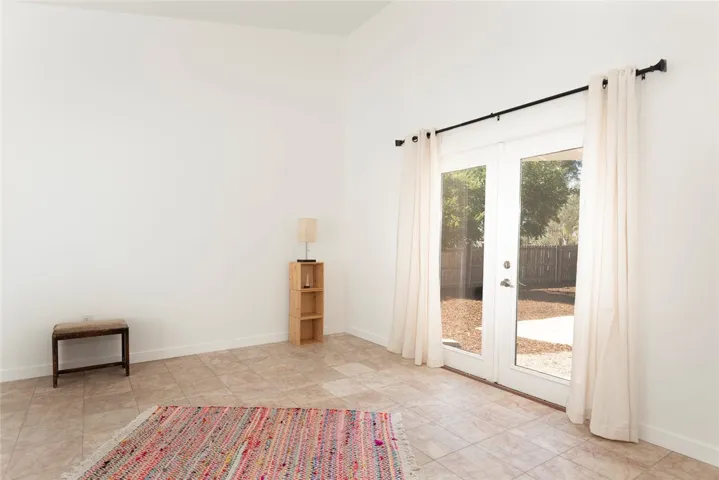 10416 Clybourn Avenue, Shadow Hills, California 91040