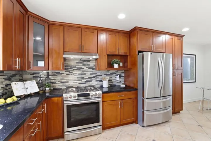 320 Pine Wood Lane, Los Gatos, California 95032