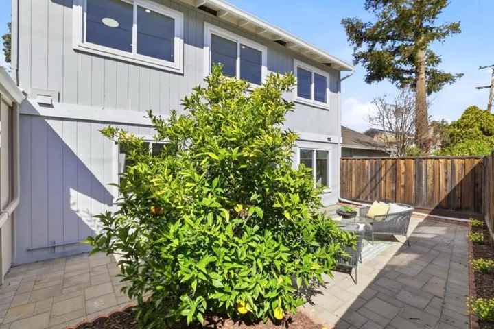 320 Pine Wood Lane, Los Gatos, California 95032