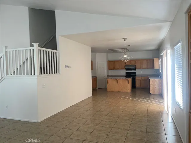 13533 Princeton Drive, Victorville, California 92392