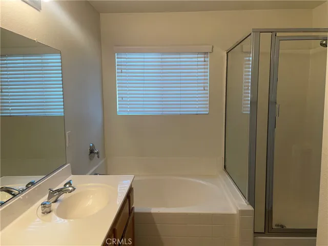 13533 Princeton Drive, Victorville, California 92392