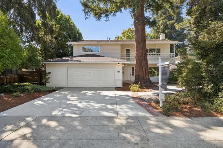 707 Charleston Court, Palo Alto, California 94303 — photo 5