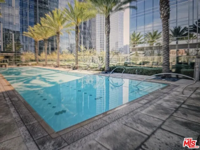877 Francisco Street 825, Los Angeles, California 90017