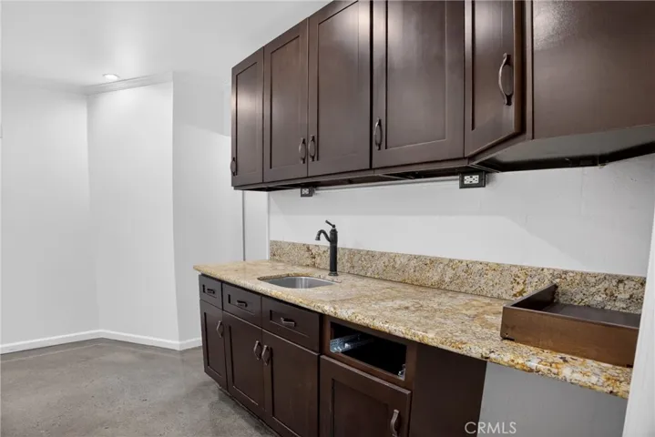 BREAK ROOM