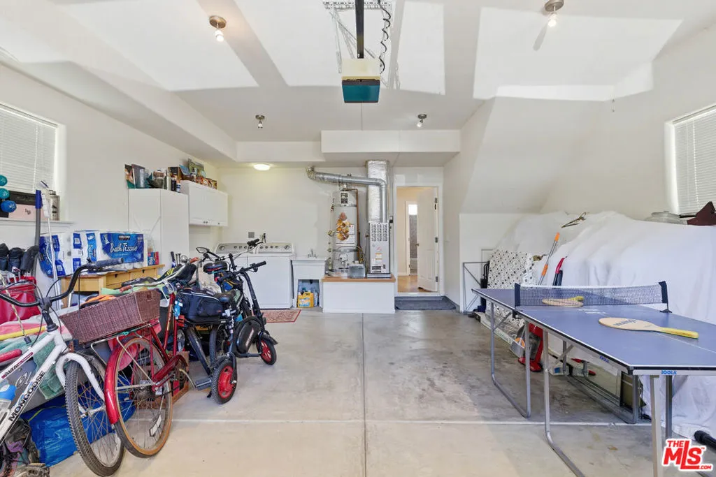 2-car garage