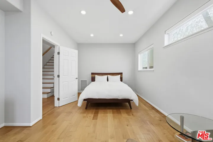 Guest bedroom on 1st floor or