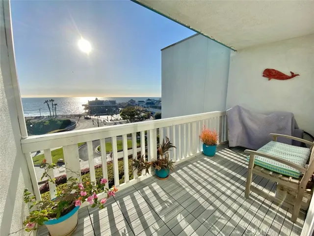 665 The Village, Redondo Beach, California 90277