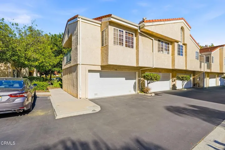 Full sized 2 car garage