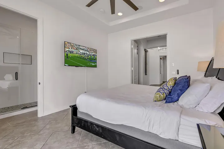 _41 55 BEDROOM FULL