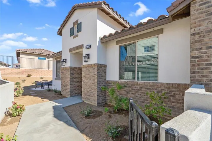 03-80238 Whisper Rock Way-5