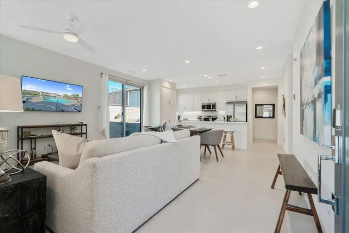 05-80238 Whisper Rock Way-7