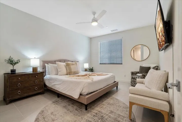 14-80238 Whisper Rock Way-16