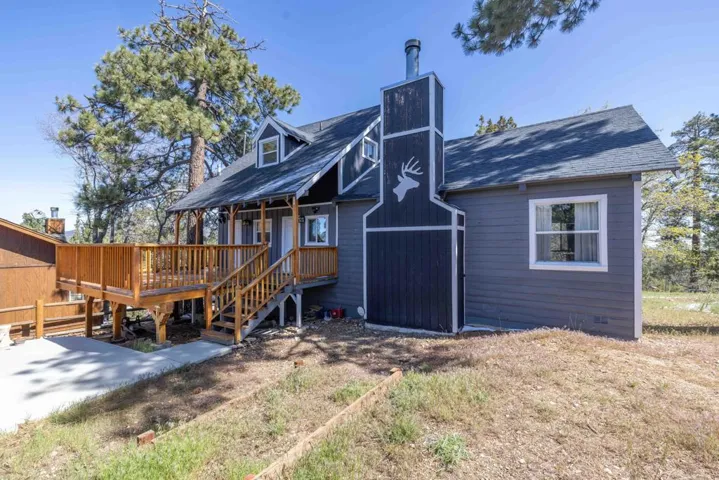 Exterior4-9245