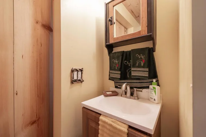1stBathroom1-