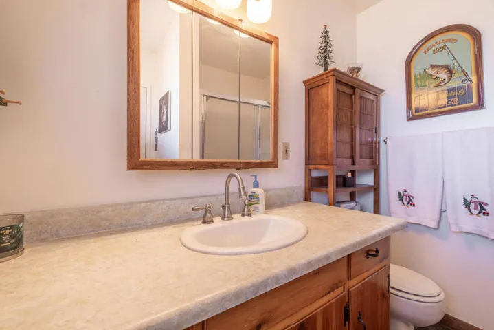 2ndBathroom1-