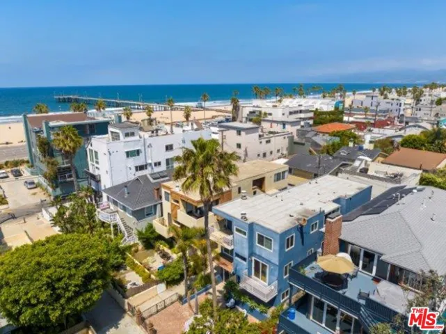 23 Buccaneer Street, Marina Del Rey, California 90292