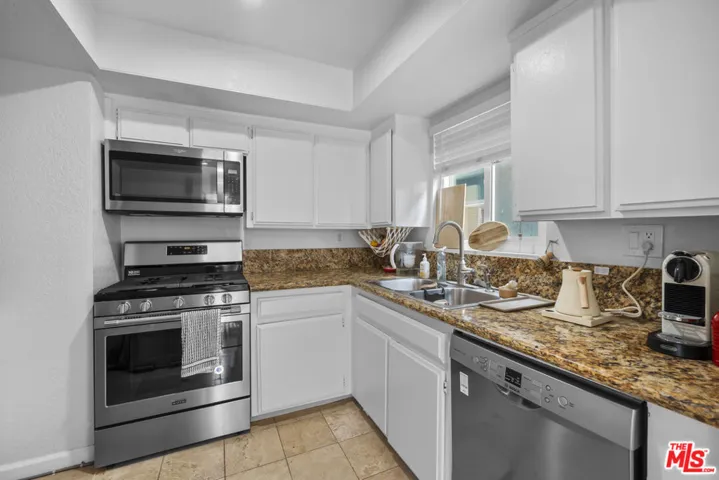 23 Buccaneer Street, Marina Del Rey, California 90292