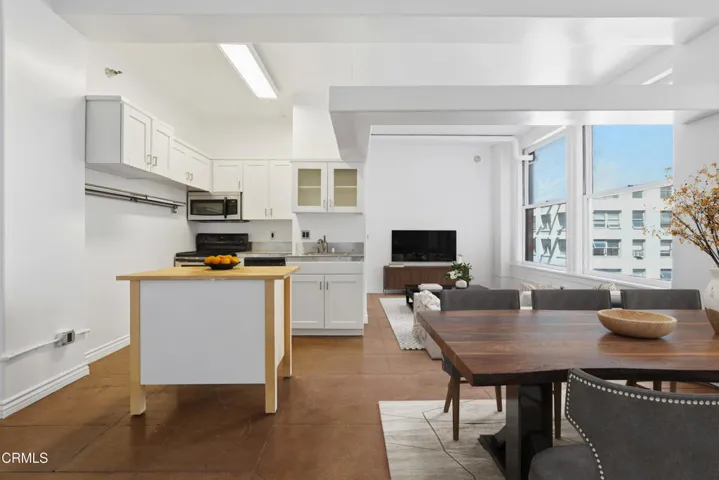 Living-Room & Kitchen