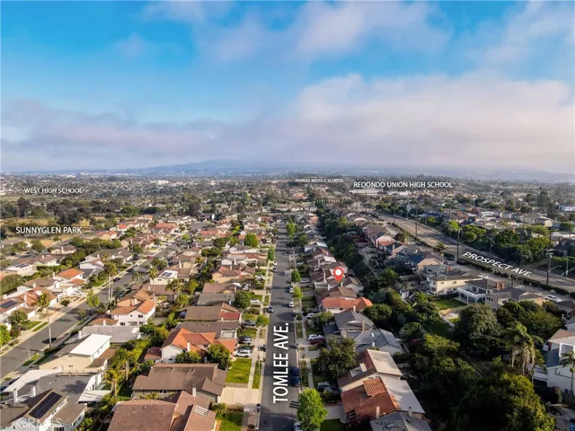 19903 Tomlee Avenue, Torrance, California 90503