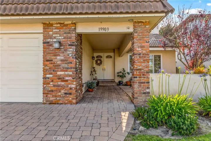 19903 Tomlee Avenue, Torrance, California 90503