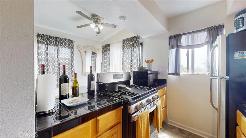 1168 E 10th 218b, Long Beach, California 90813