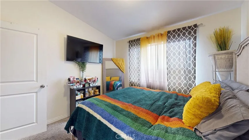 1168 E 10th 218b, Long Beach, California 90813