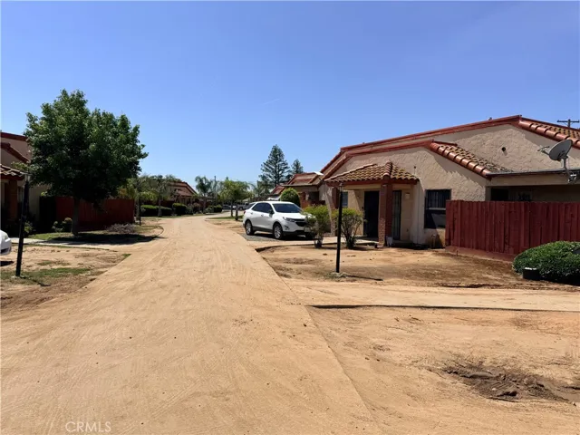 1405 E Cypress, Reedley, California 93654