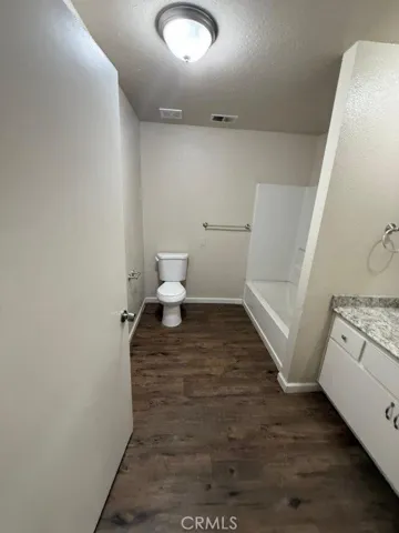 1405 E Cypress, Reedley, California 93654