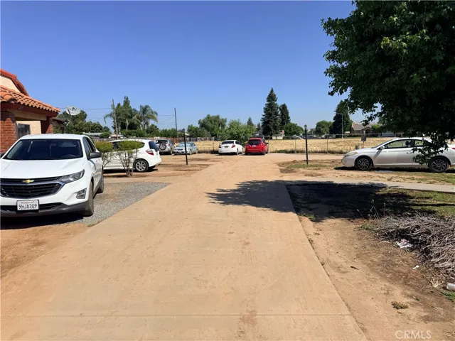 1405 E Cypress, Reedley, California 93654