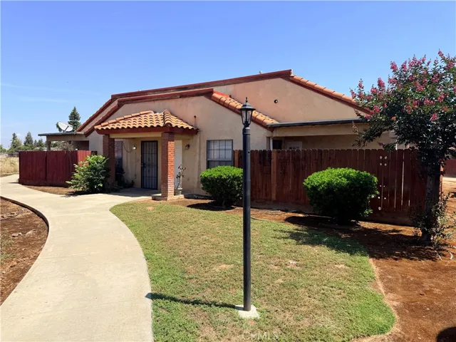 1405 E Cypress, Reedley, California 93654