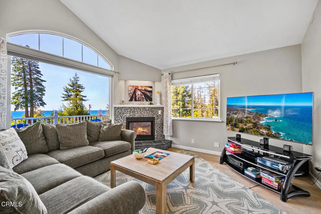 2nd level living 1