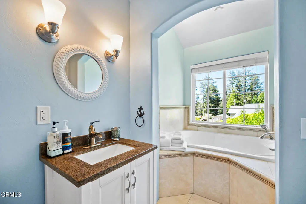 2nd level bath 1
