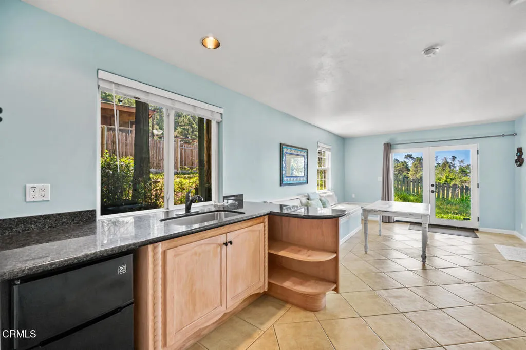 1st level kitchenette