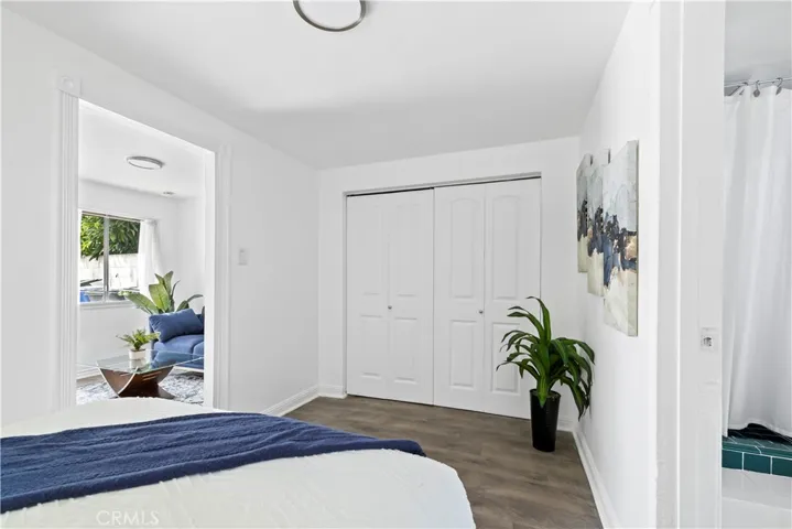 Bedroom rear unit