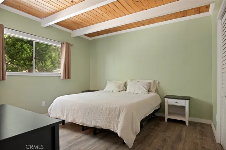 Primary bed