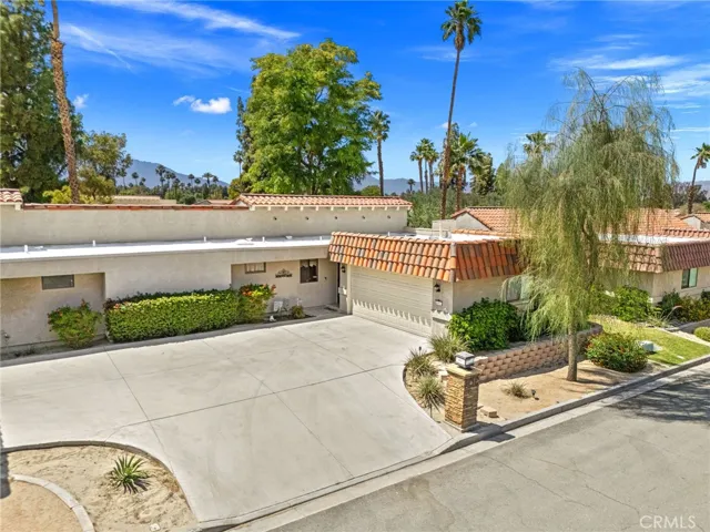 40963 Interlachen Lane, Palm Desert, California 92211