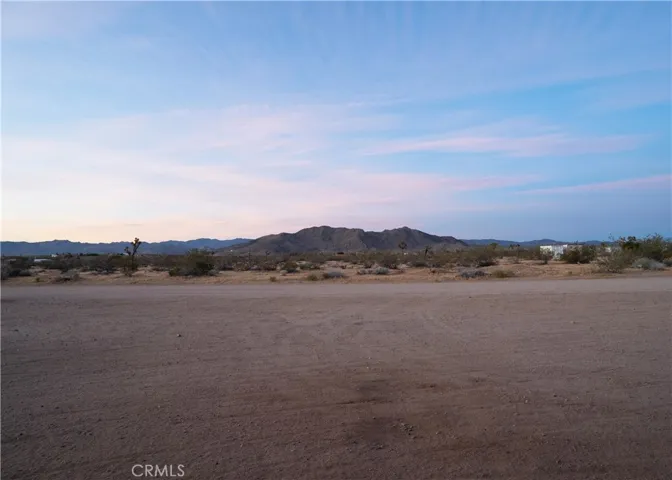 60718 Belfair Drive, Joshua Tree, California 92252