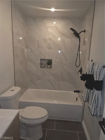 15150 Dickens Ave 203, Sherman Oaks, California 91403