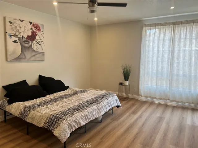 15150 Dickens Ave 203, Sherman Oaks, California 91403