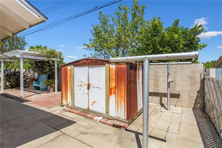 10721 Claremont Avenue, Bloomington, California 92316