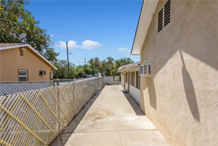 10721 Claremont Avenue, Bloomington, California 92316
