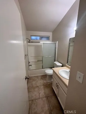 4781 N Polk, Fresno, California 93722