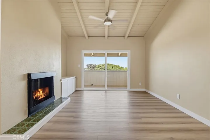 COZY FIREPLACE