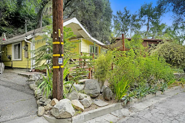 586 Los Rocas Dr 2026 May - NORTH VIEW