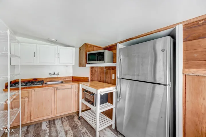 586 Los Rocas Dr 2026 May - KITCHEN