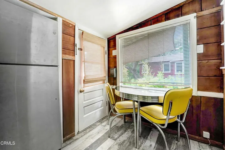 586 Los Rocas Dr - DINING & SIDE DOOR